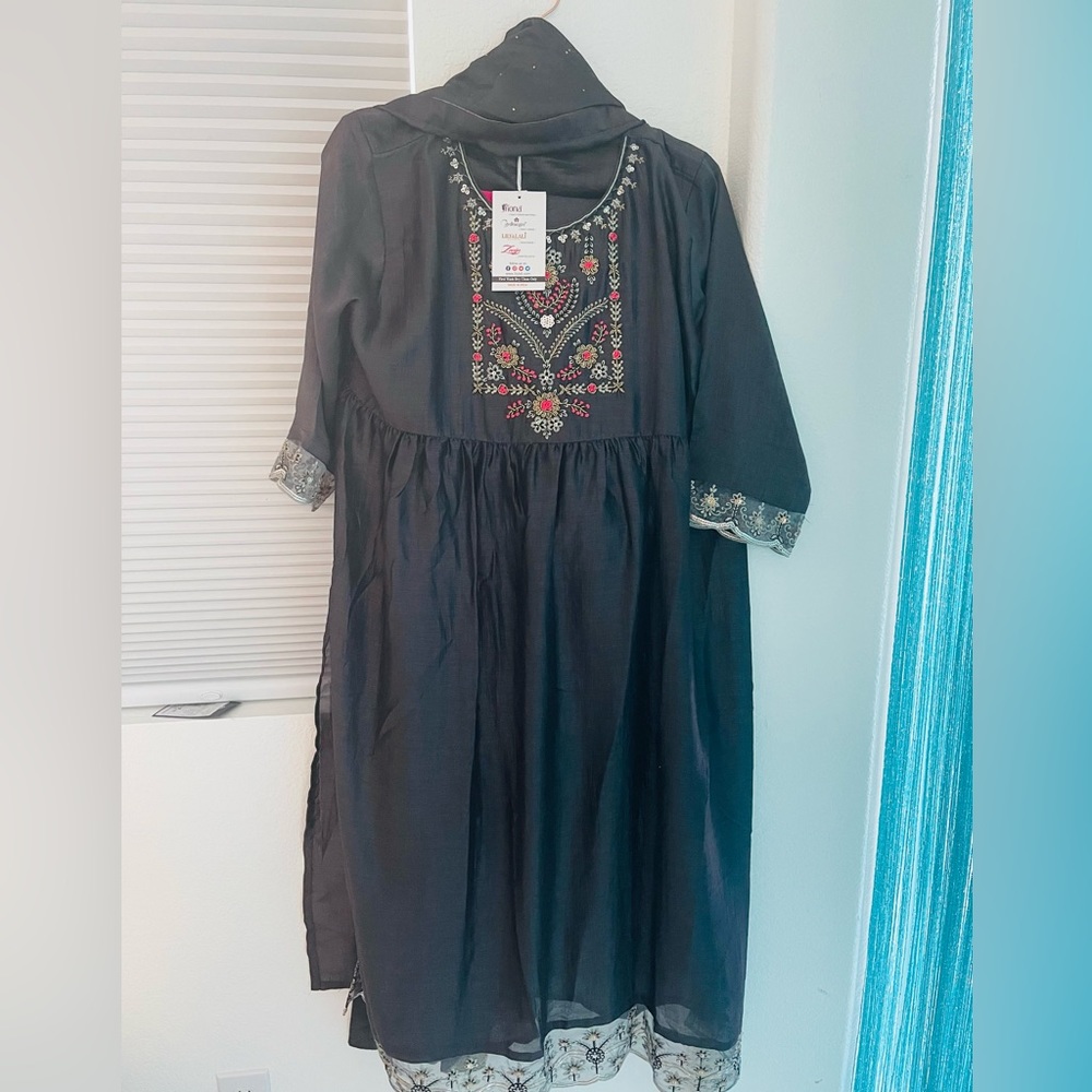 Grey Nyra cut Sharara Set